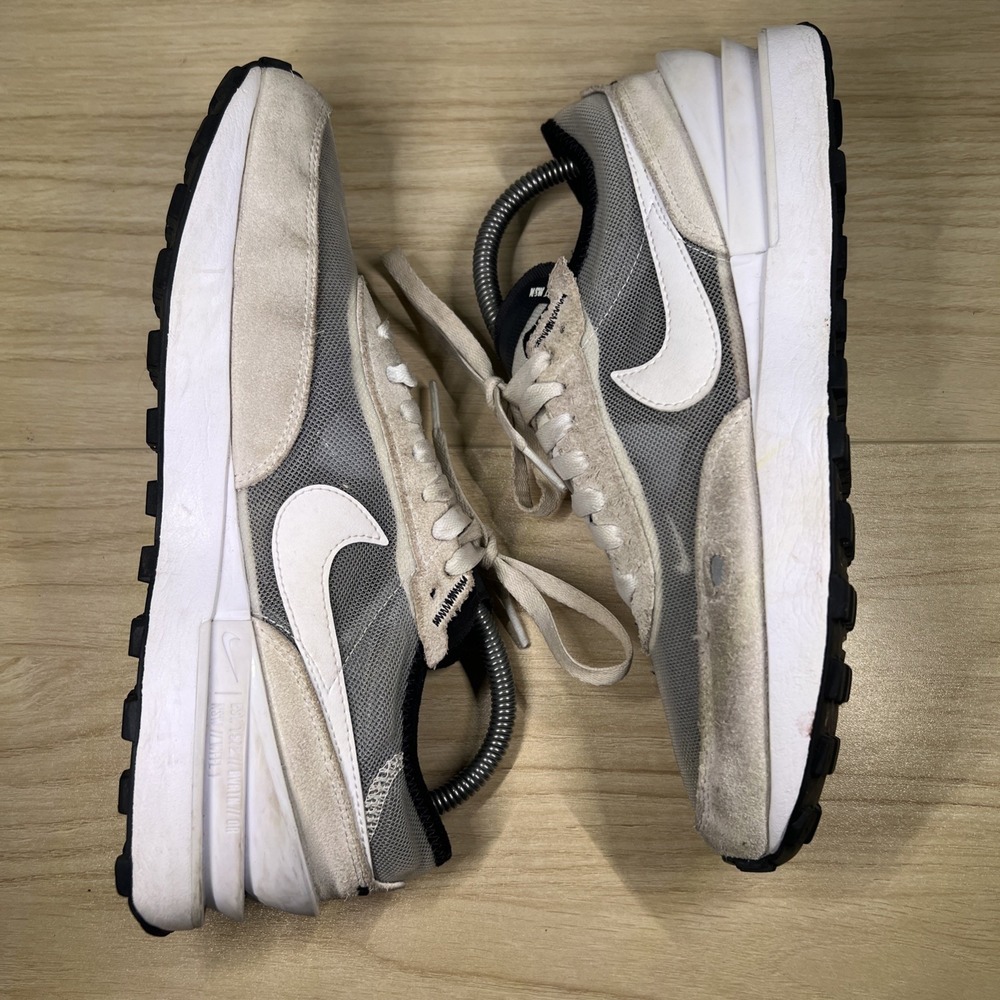Nike Waffle One Shoes Mens Size 6Y DC0481-100 Mesh Suede Running Sneakers - Picture 3 of 8
